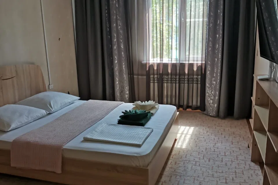 Уютная квартира в центре Мирного 
