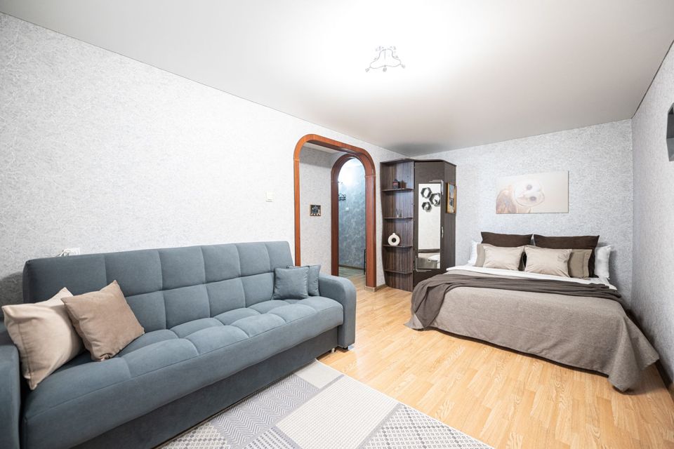 Пять Звёзд сквер Алое Поле