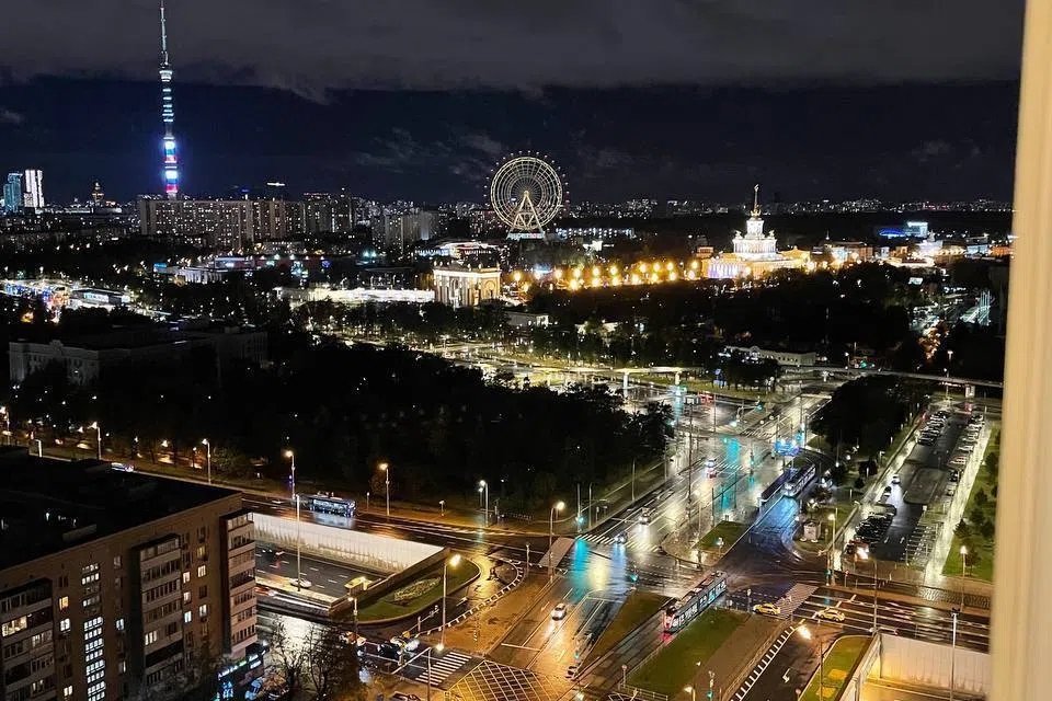 2-к. квартира, рядом с мeтpo - 5 минут пешкoм