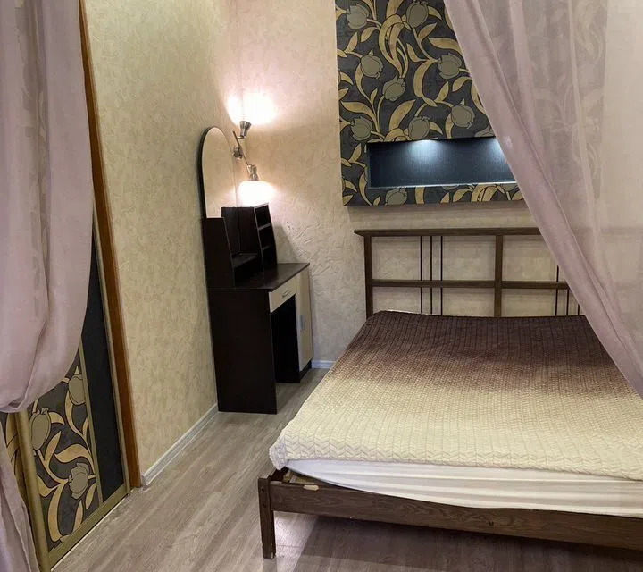 Квартира двухкомнатная в центре Соpмово