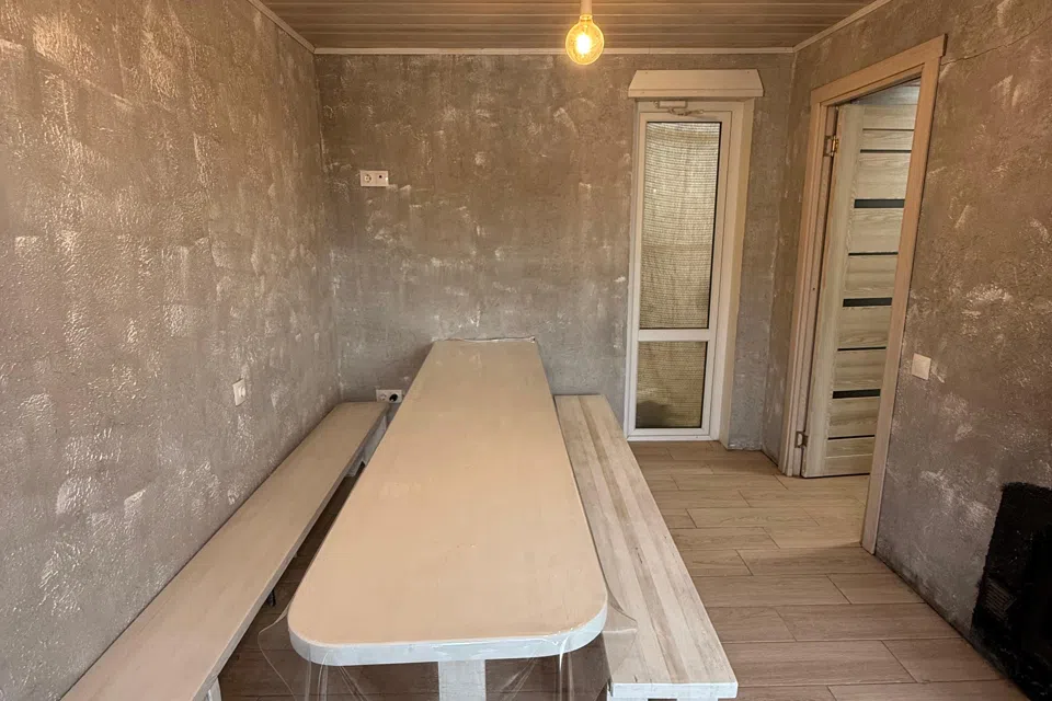 Дом с бассейном,баней,караоке,мангал