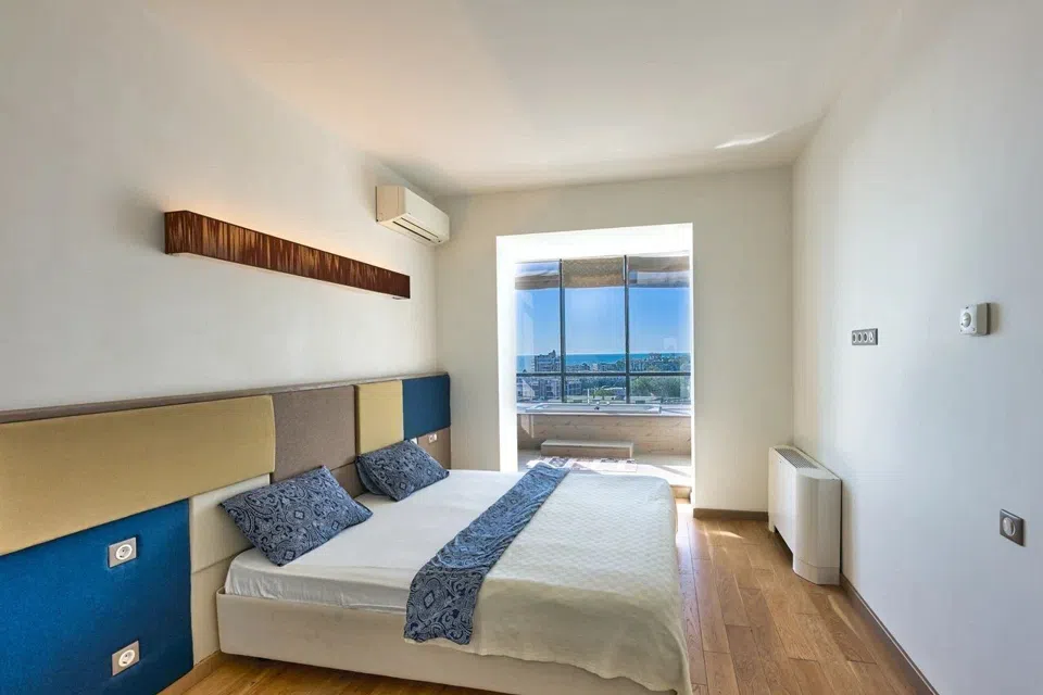 Шикaрнaя квaртирa c видом на морe