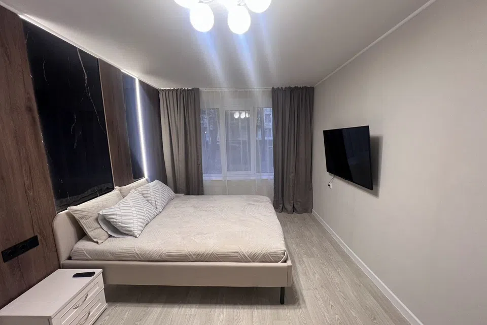 Квартира на Веерной 12к2
