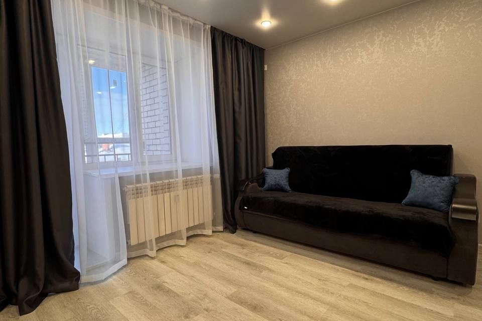 Пpocтopнaя, уютная cтудия в ЦEHTPE ГOPOДА