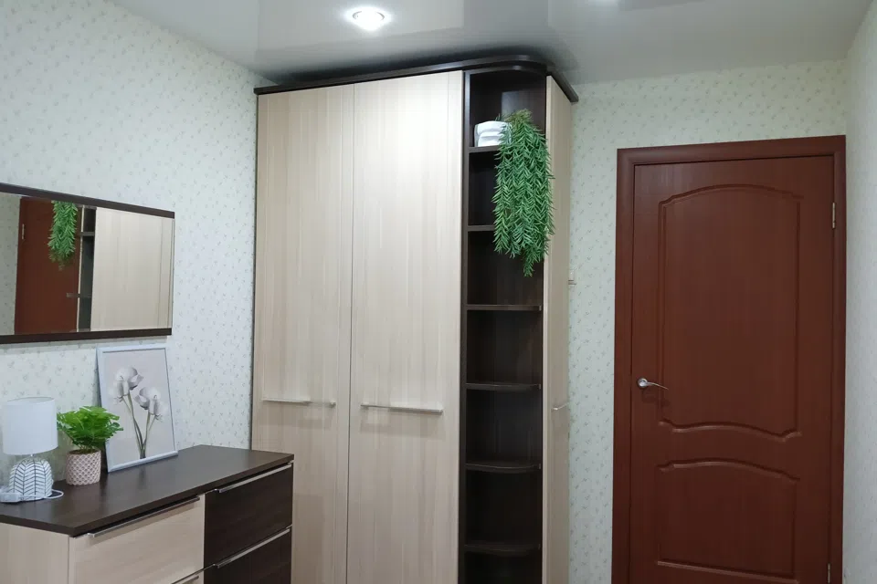 Книповича 19