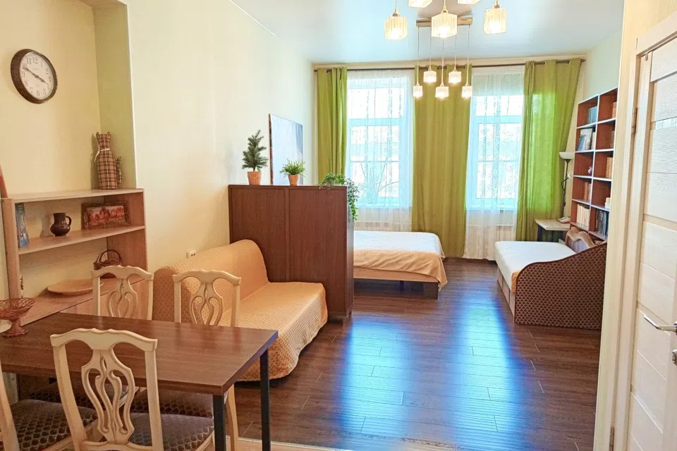 Комната-студия 30м в четырёхкомнатной квартире
