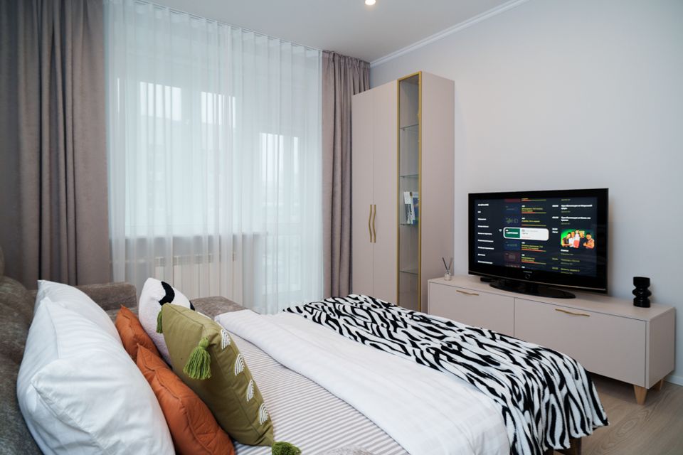 Уютная 1 к квартира в исторической части с паркингом.