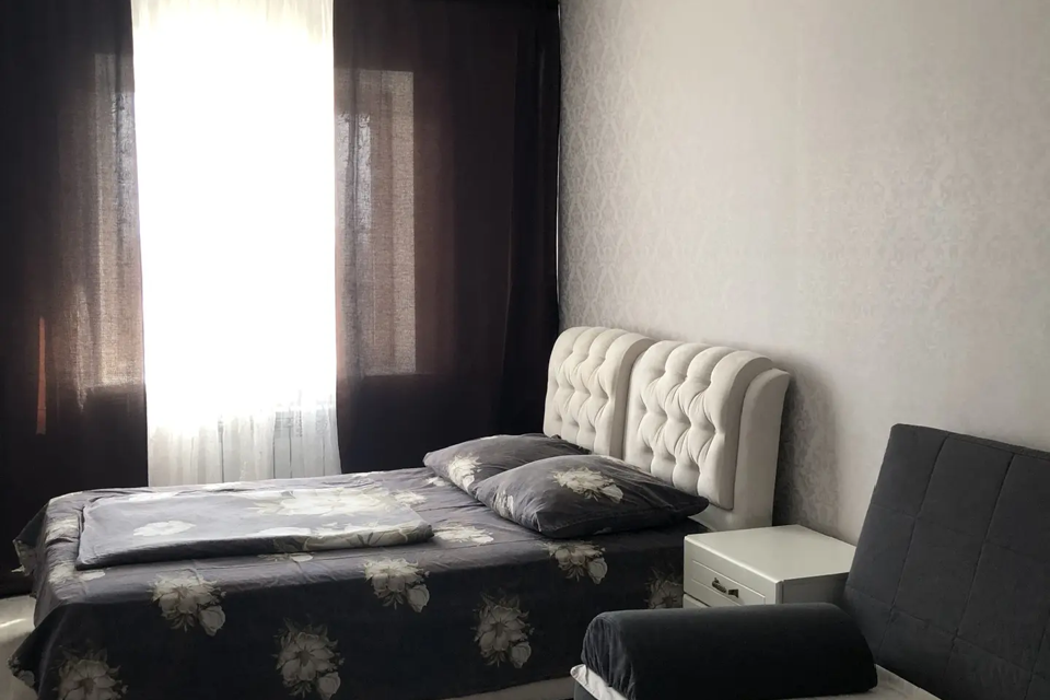 Двухкомнатная квартира на солнечной стороне