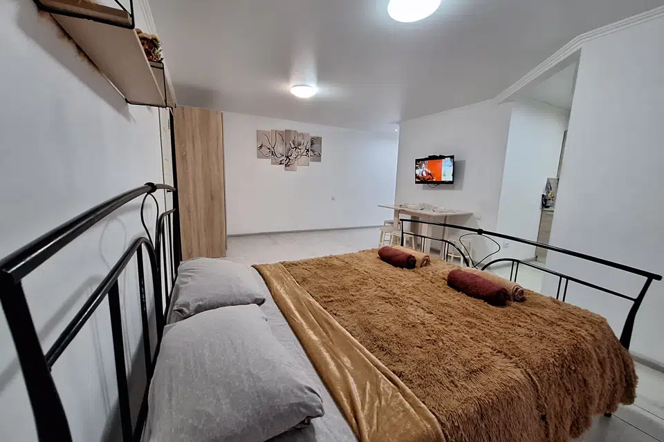 Двухкомнатный White Room от Rooms Apartments