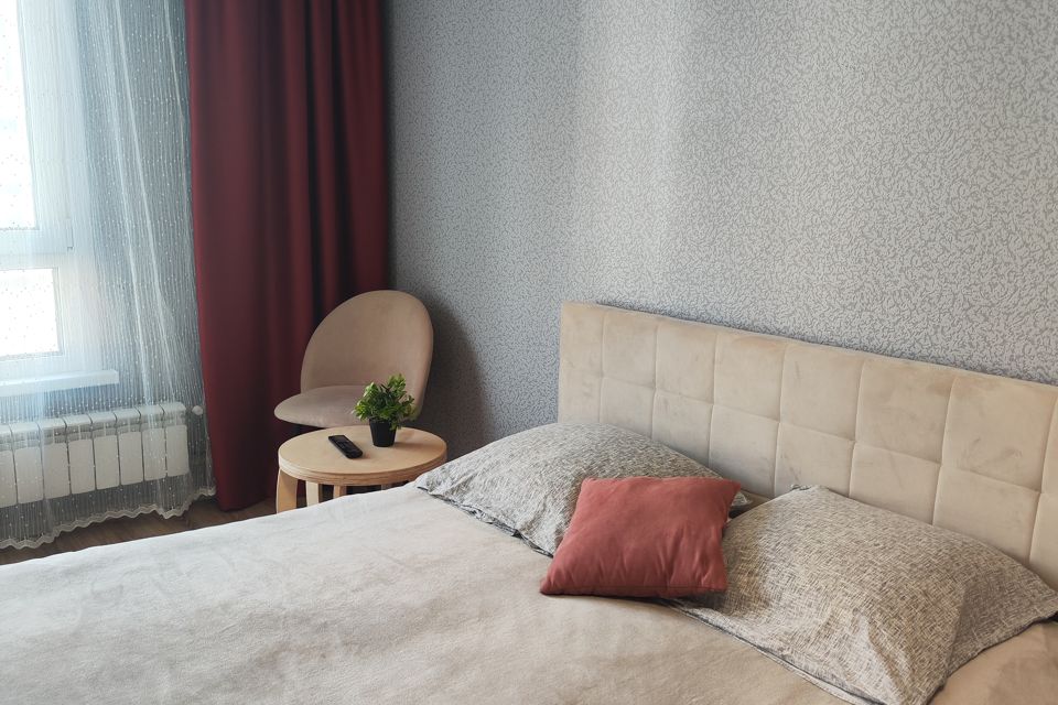 Евро двушка близ галереи Чижова центр.