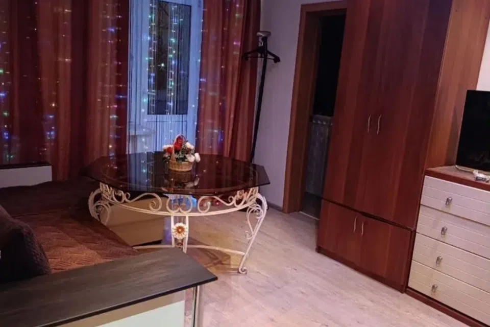 Двухкомнатная квартира с болконом 