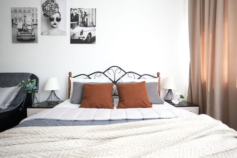 Пять Звёзд у Городской Администрации