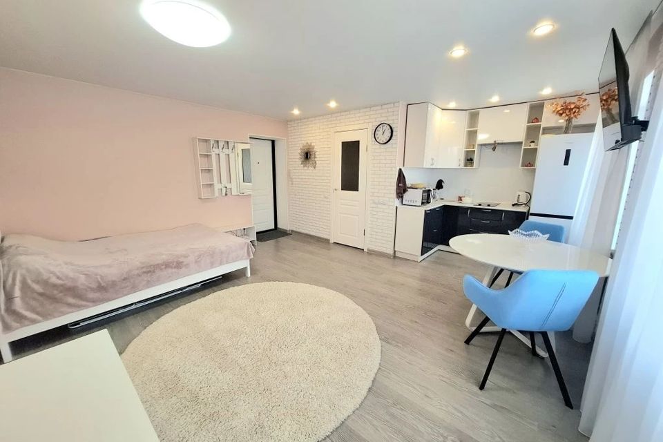 Сдаеться уютная студия. В Центре города