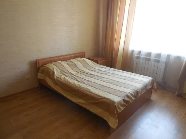 Однокомна квартира с отдельной кухней в Ближнем Заволжье.