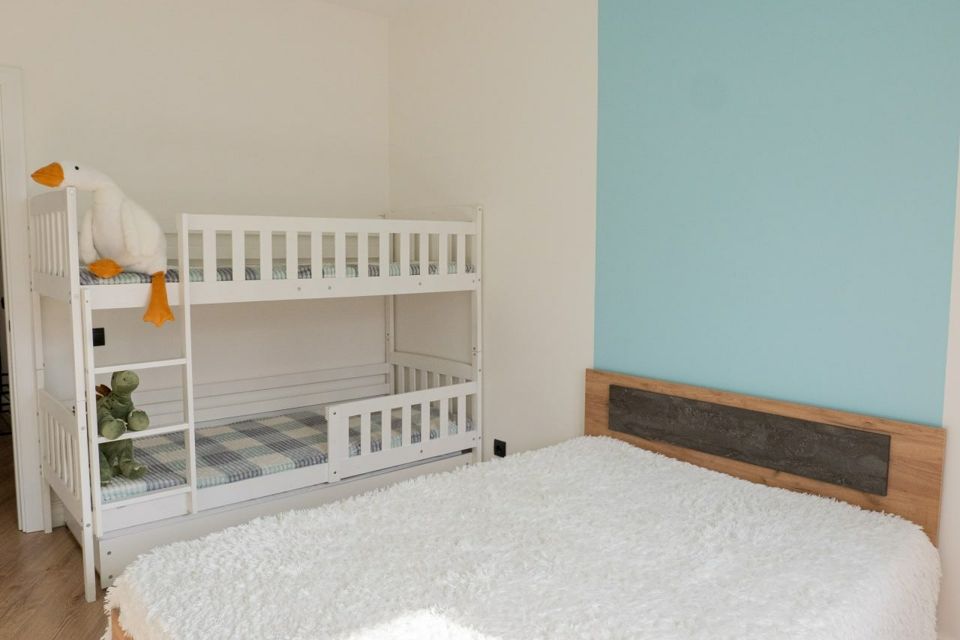 Зеленоградск, Лазаревская улица, 11