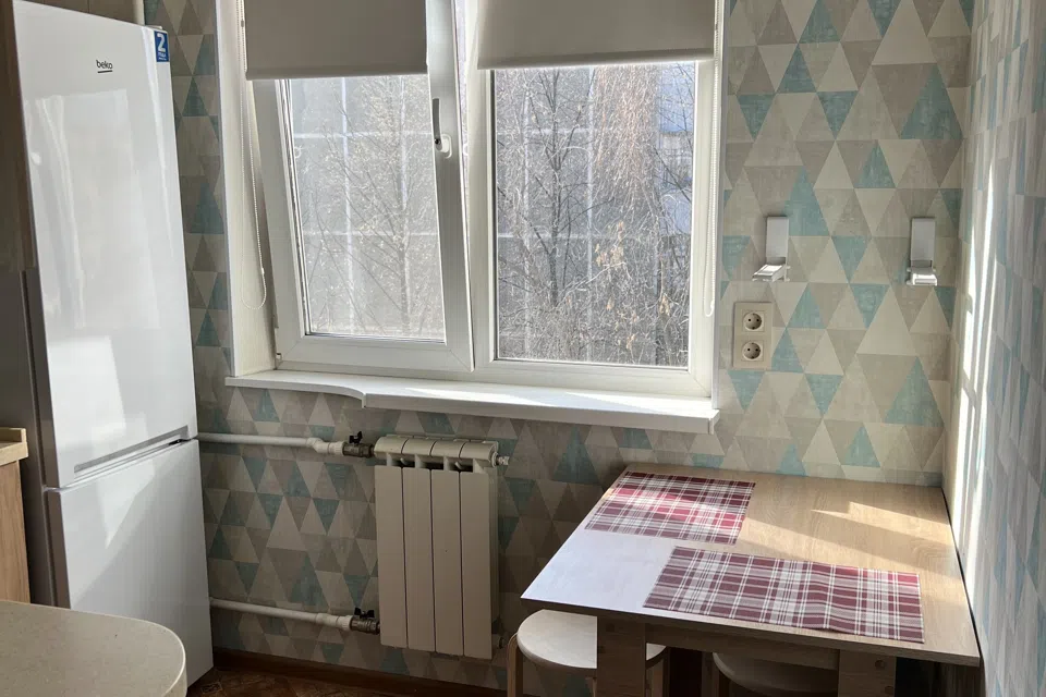 Чистая, уютная квартира возле метро, рядом спортклуб Родина