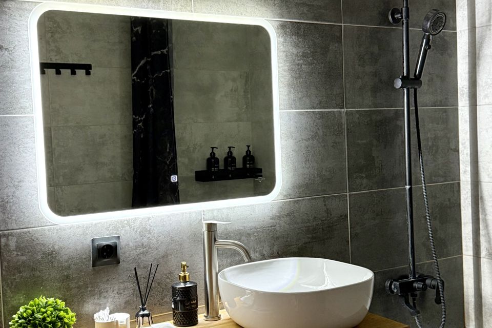 Современная,новая , уютная квартира в лучшем районе города.