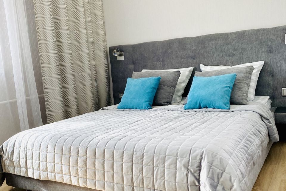 Апартаменты Чкалова 66