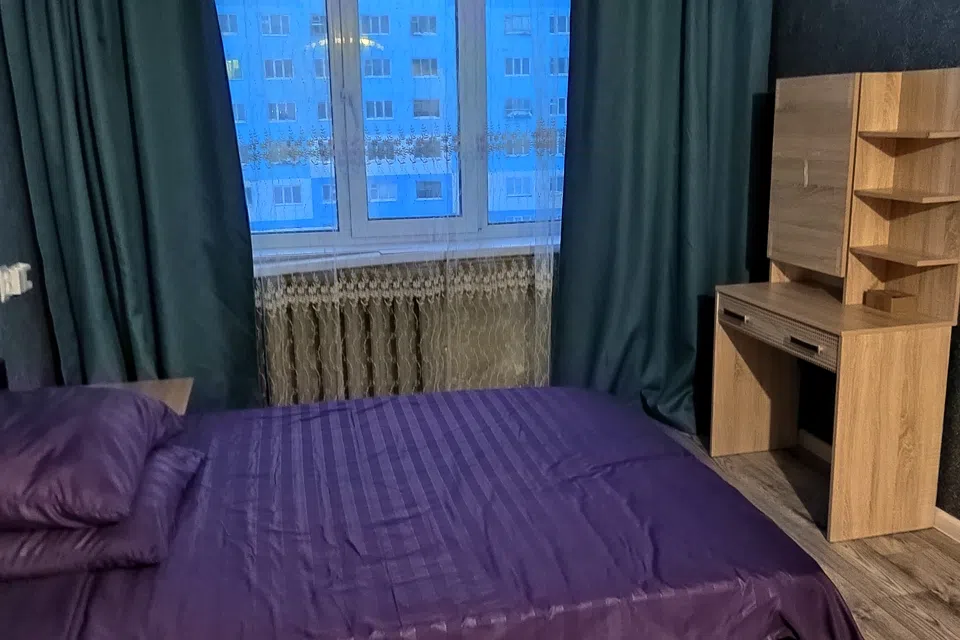 Тёплый, очень уютный полумрак в нашем северном городе
