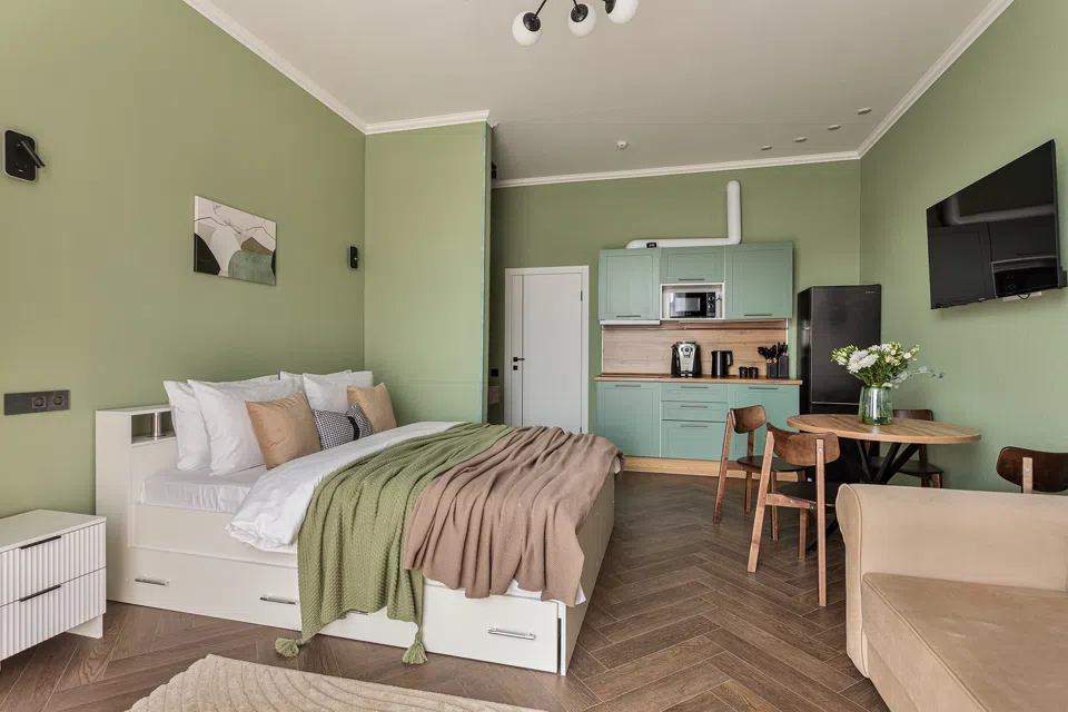 JN Apartments. Дизайнерская видовая студия с балконом