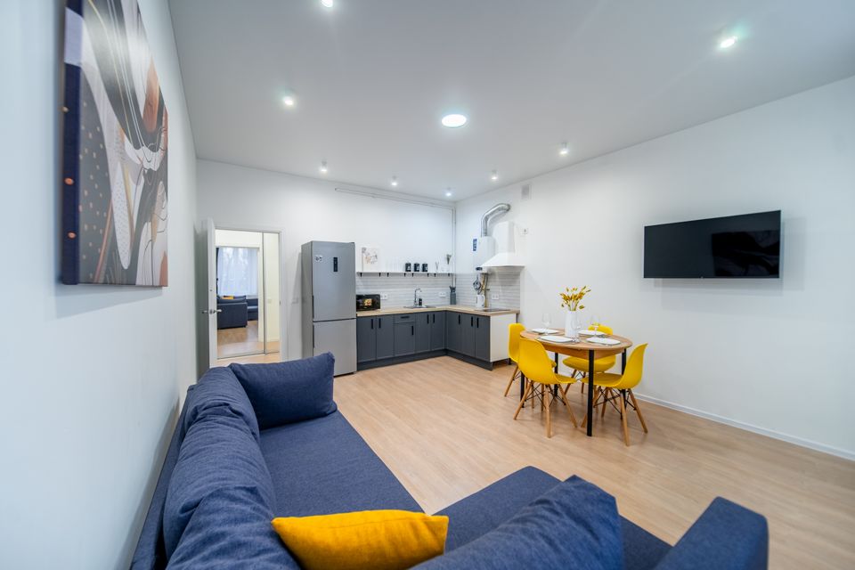 ЕВРО 2  у М.  Лиговский проспект