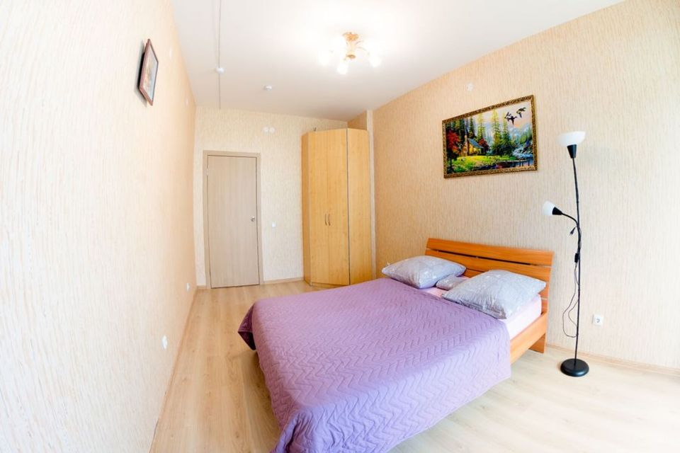 Евродвушка Апарт Гулливер с лоджией в центре