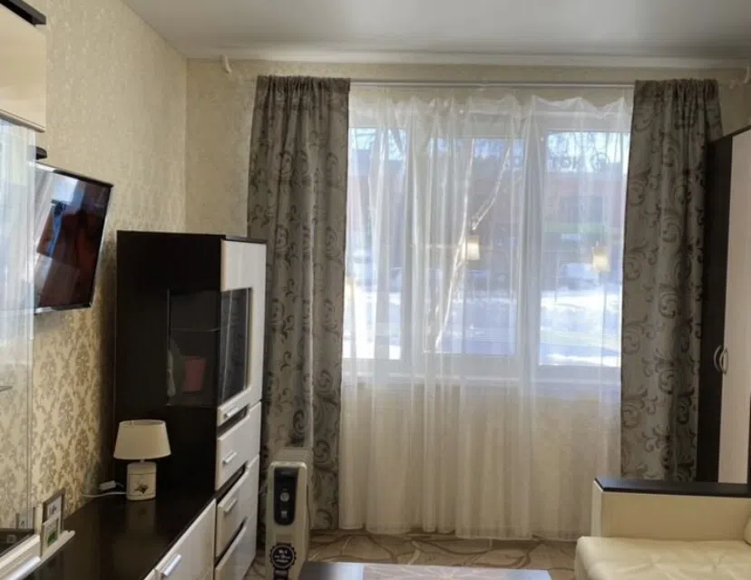 НА КРАЮ         
