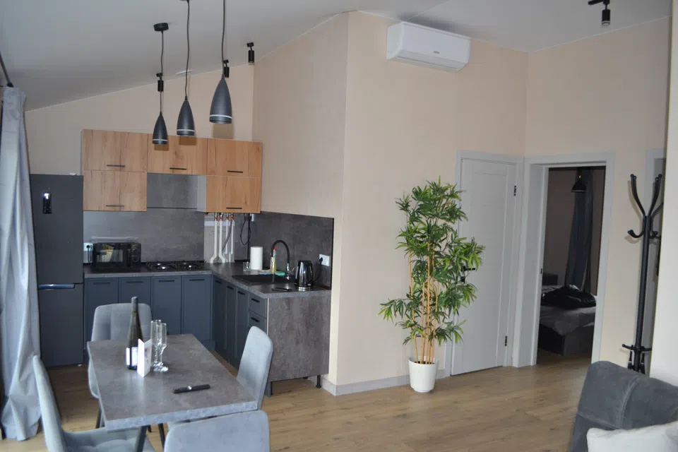 Homesaratov Дом 80 кв. м из них 20 терраса  3-комнаты 