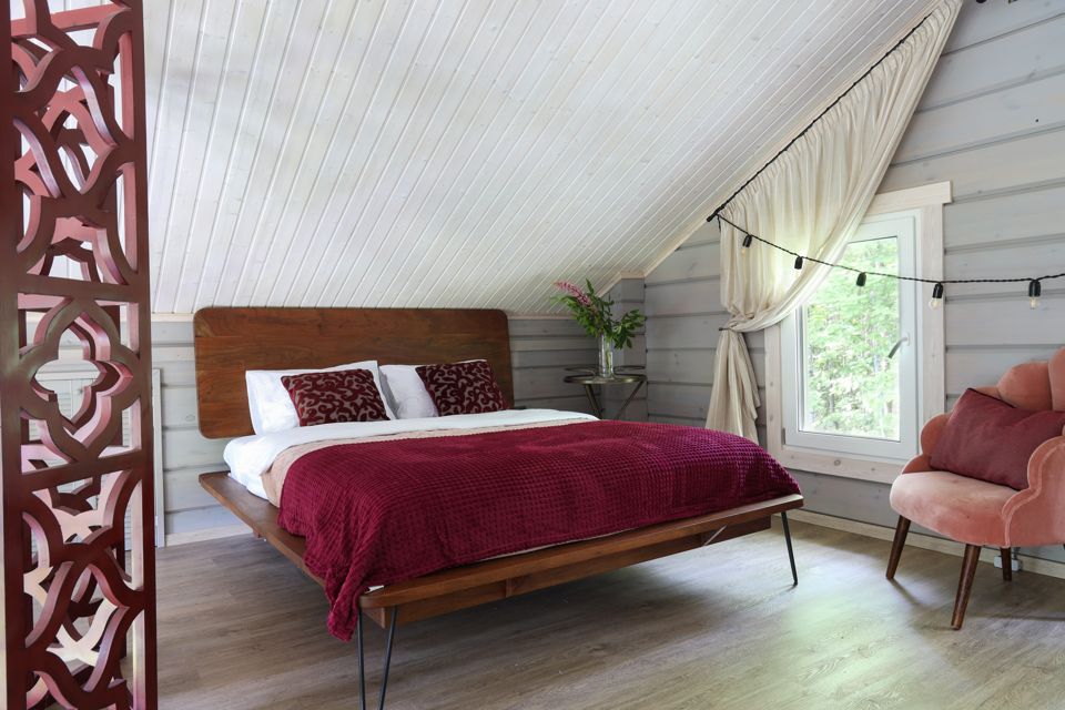 Загородный дом рядом с лесом и озером в часе езды от СПб