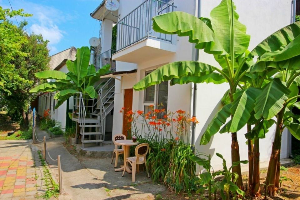 Комнаты с удобствами у моря.