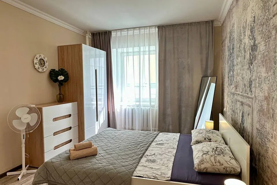 Просторная светлая квартира на Курашова, 31