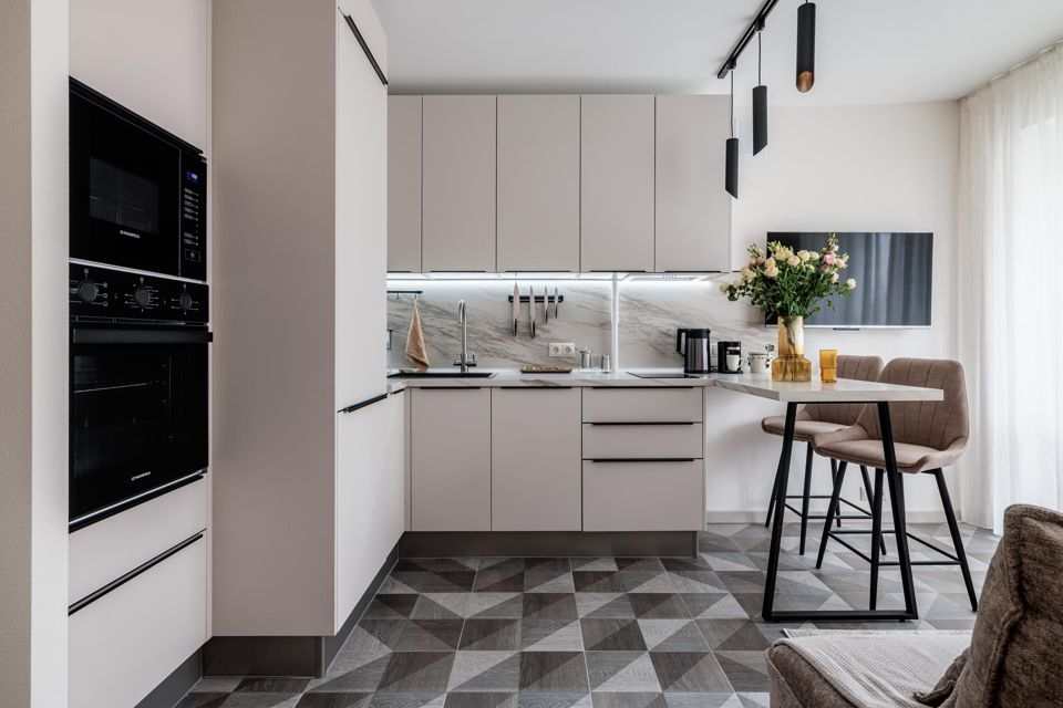 Евро-двушка посуточно у метро Беломорская 