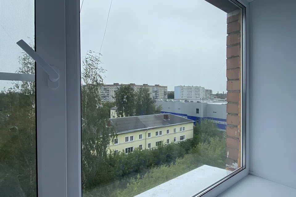 1-к. квартира в центре Лазурная