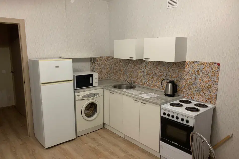 Уютная квартира у Молота.