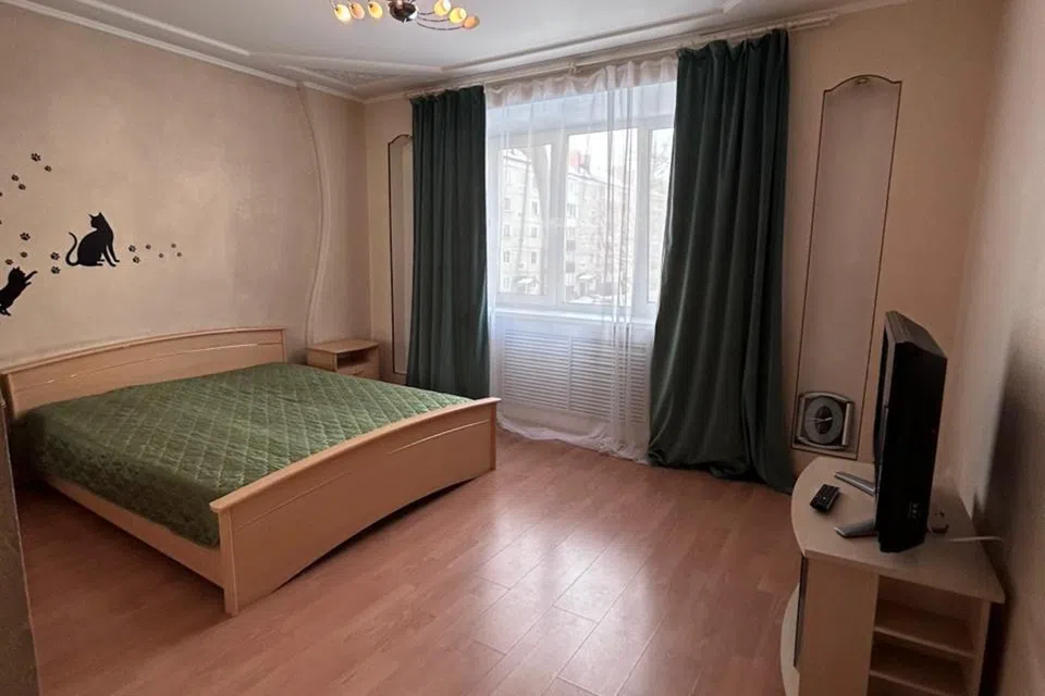 Трёxкомнaтная большая кваpтирa
