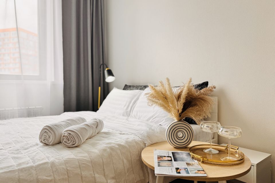 Уютные апартаменты с качелью в новом доме Волна