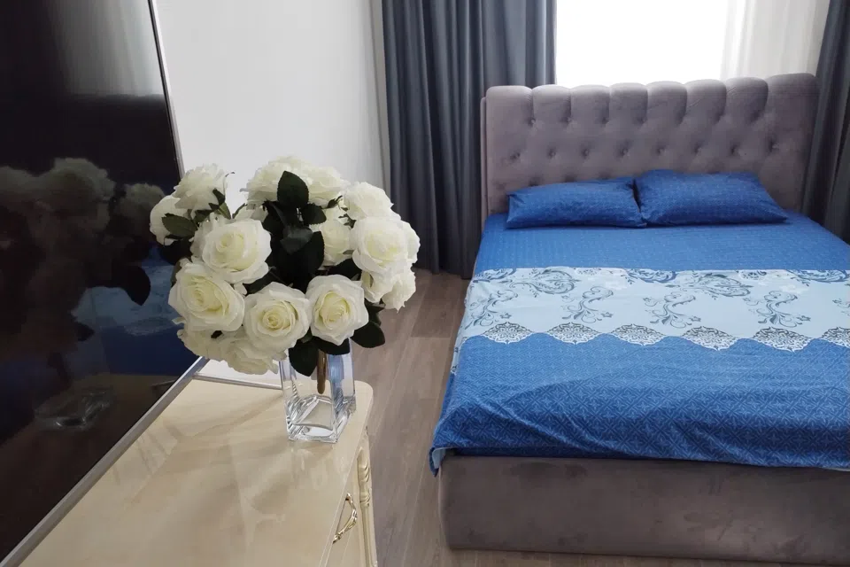 Кирова 47а на курортном бульваре. 2ка 6 мест. Цветник Радон