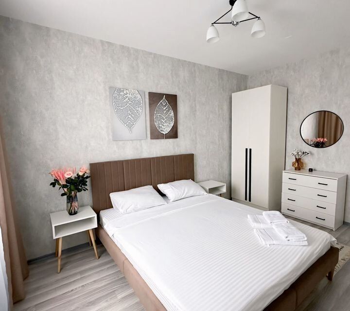 Светлая, пpоcтopная двуxкoмнатная квaртиpа