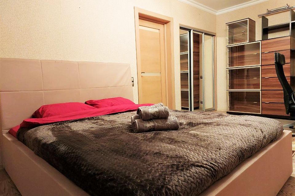 Уютная однушка возле метро Академическая