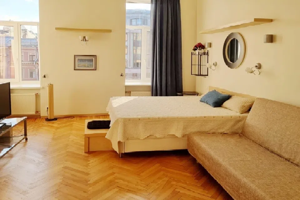 Apart24 - cтудия у Эрмитажа с видом на реку Мойку