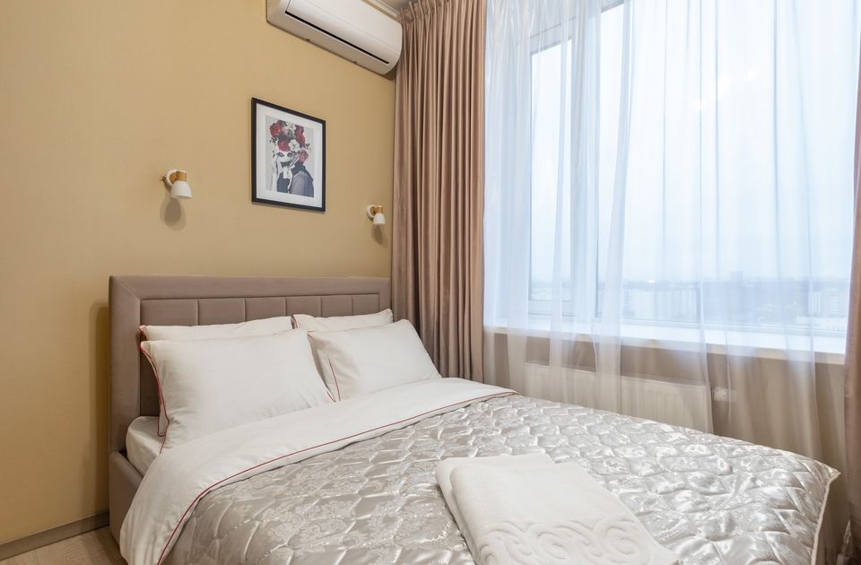 Стильная студия у метро Кленовый бульвар