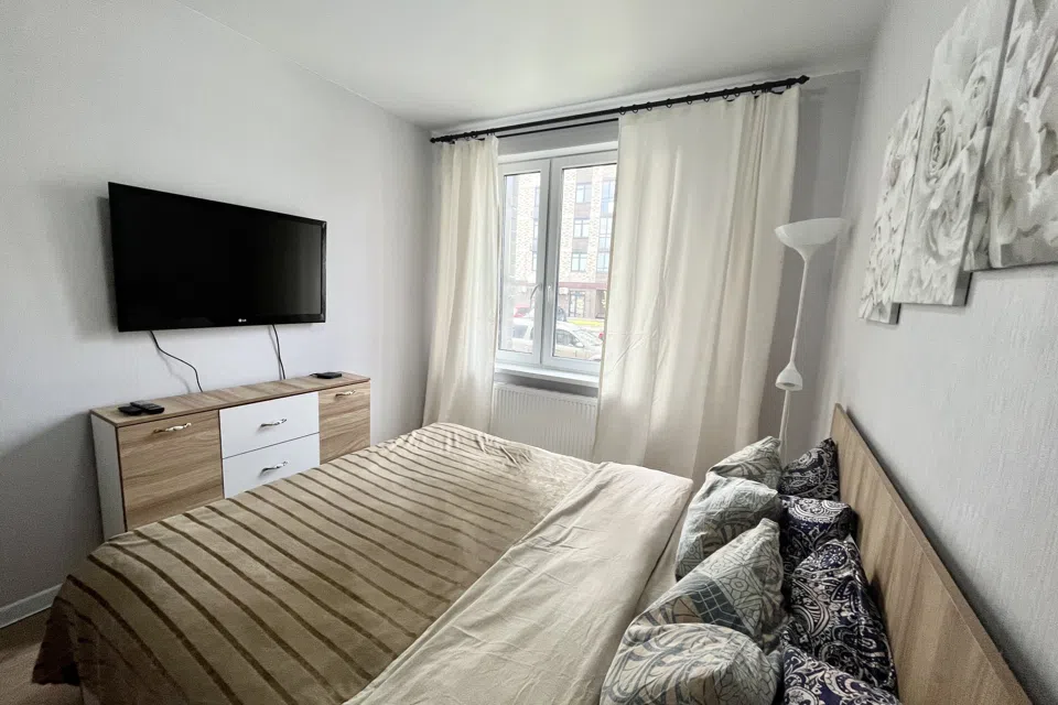 Лайф Апарт, 1 ком кв-ра, на Корнелаева 3