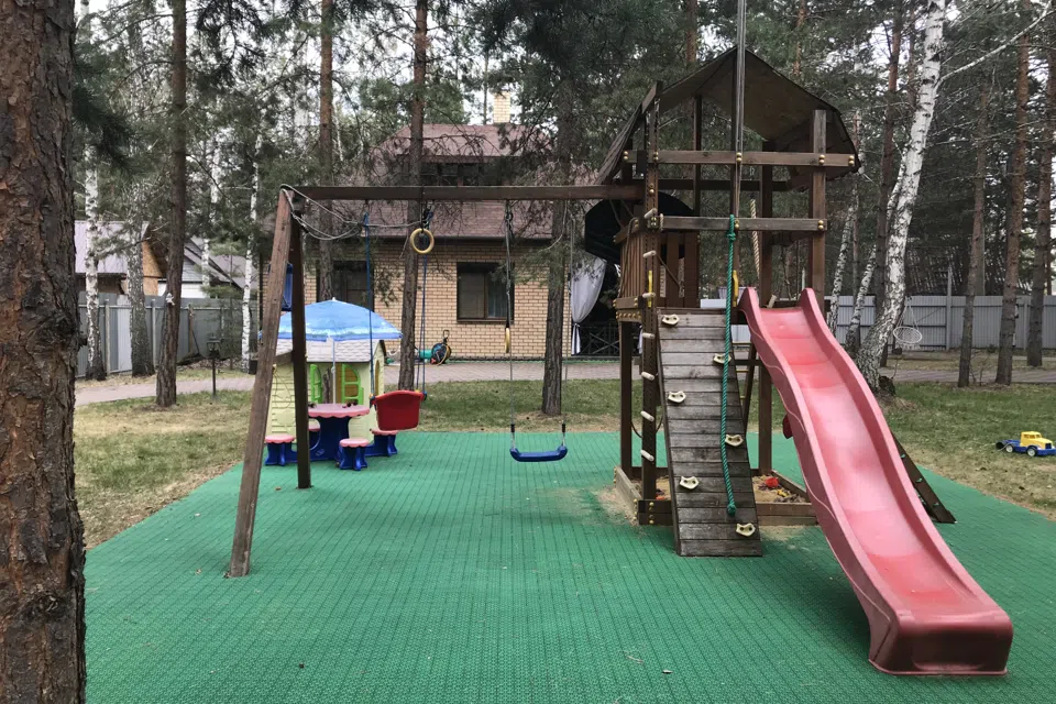 Аренда дома в сосновом лесу