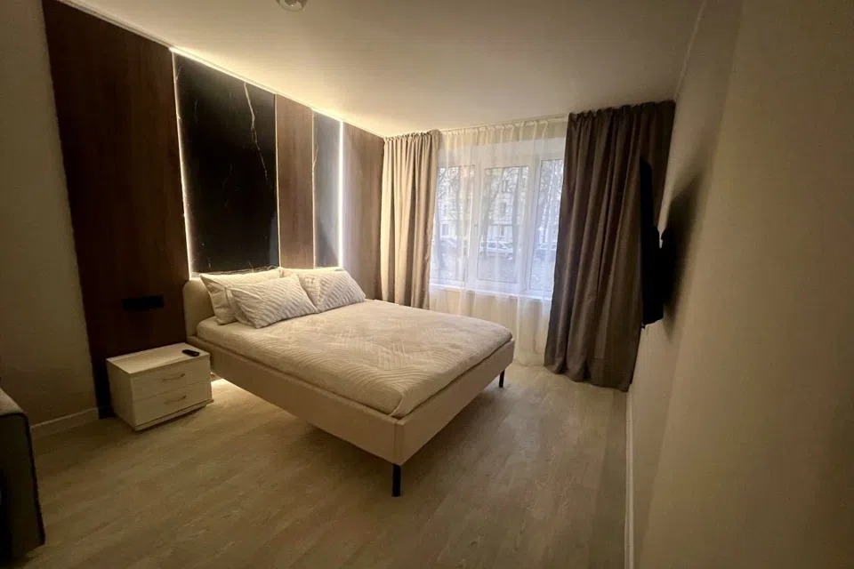 Квартира на Веерной 12к2