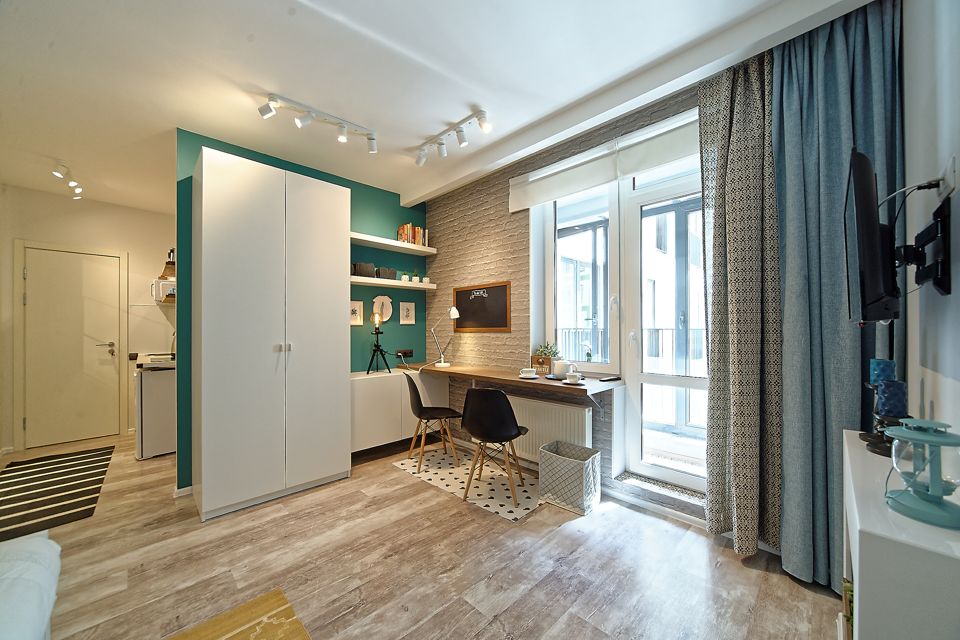 Уютная студия с балконом в тихом центре