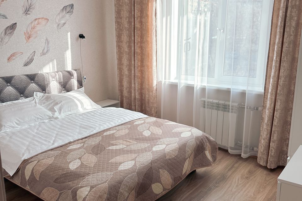 Уютная, просторная и светлая 3-х к. квартира в центре города