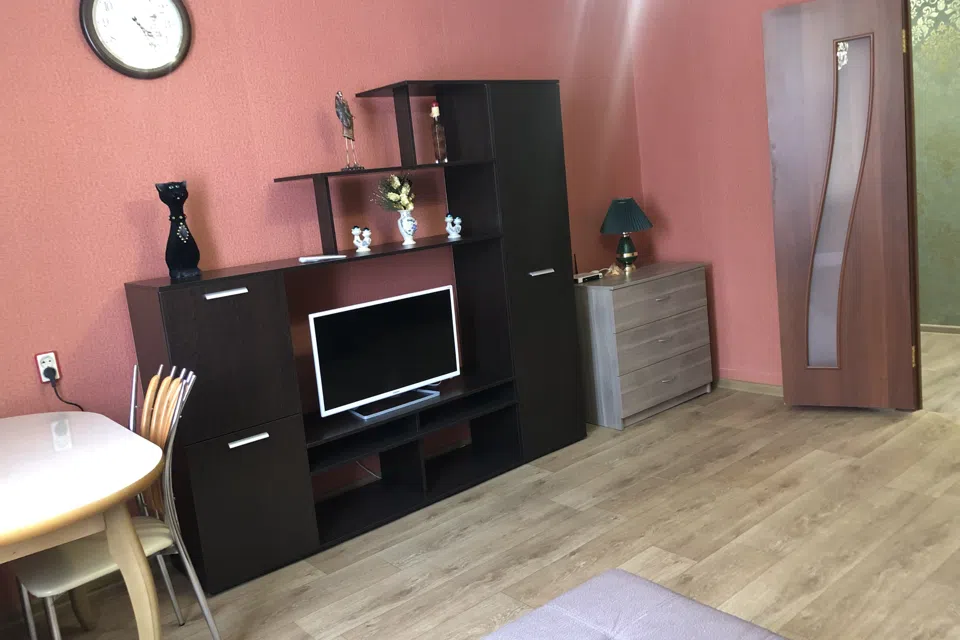 Удобная квартира, изолированные спальни