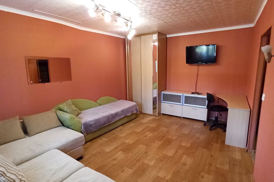 1-к квартира в центре города.