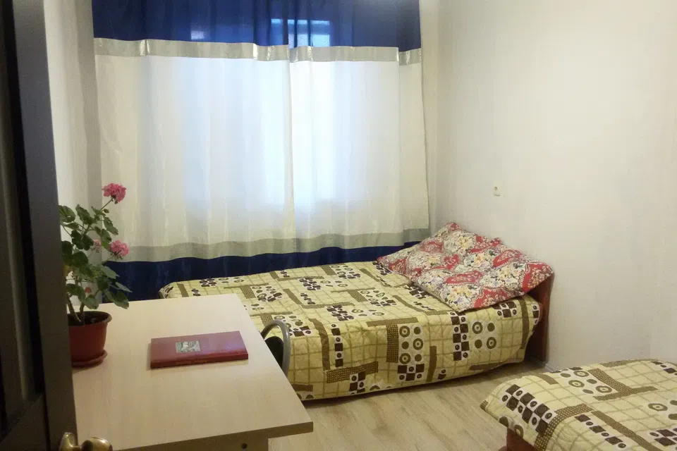 Квартира Суворова 36