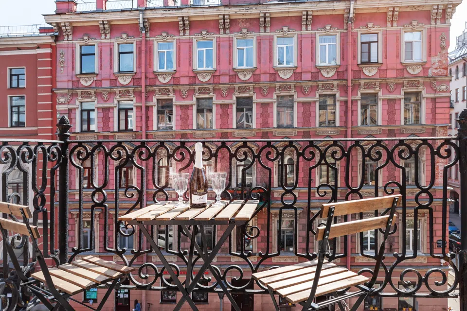 2 ком .кв в Центре с отрытым балконом